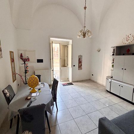 Origini - Apartment With Private Garden Lecce Exterior foto