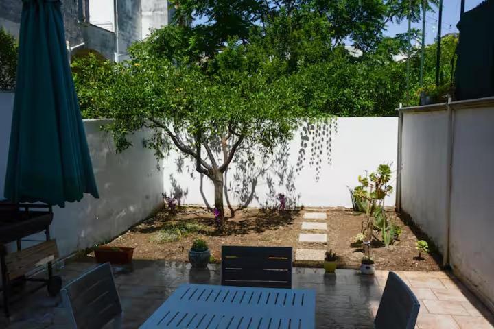 Origini - Apartment With Private Garden Lecce Exterior foto